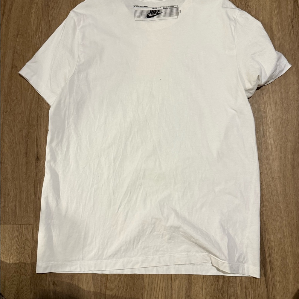 Nike - Beige/White Graphic T-Shirt - Picture 3 of 3